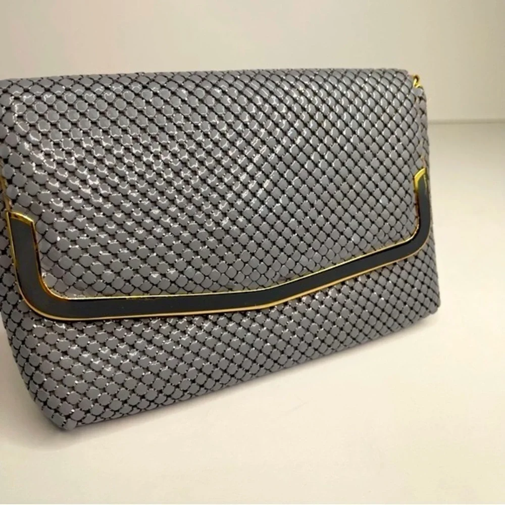 Vintage 70’s Silver Envelope Shoulder Clutch Metal Evening Bag